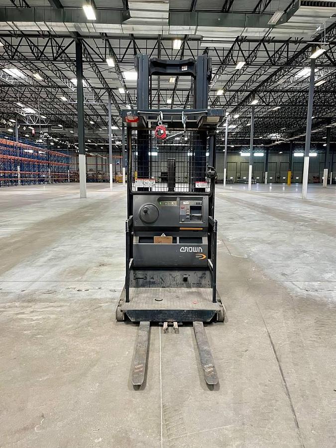 Used 2018 Crown SP3520-30