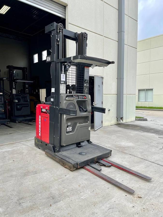 Used 2016 Raymond 550-OPC30TT