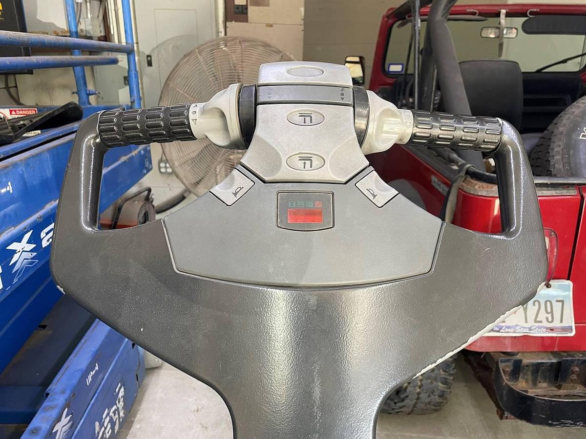 Used 2016 Toyota 8HBE30