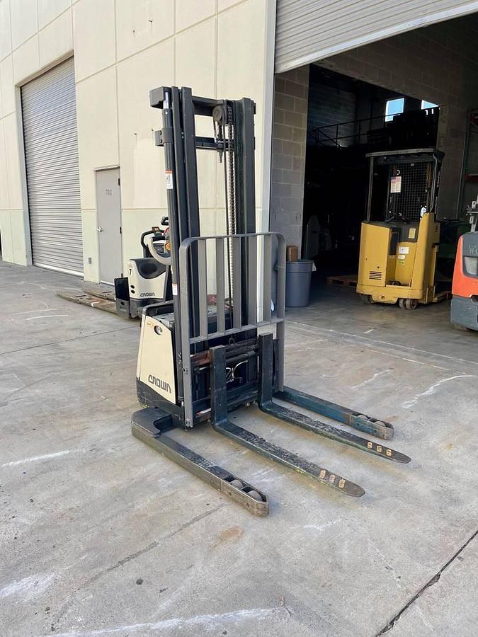 Used 2018 Crown SX3000-40