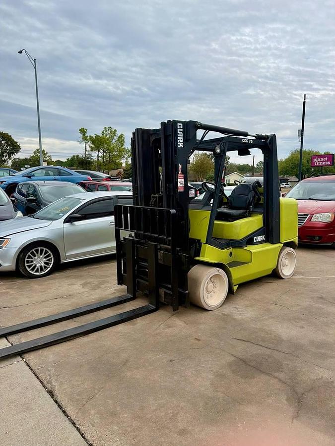 Used 2006 Clark CGC70