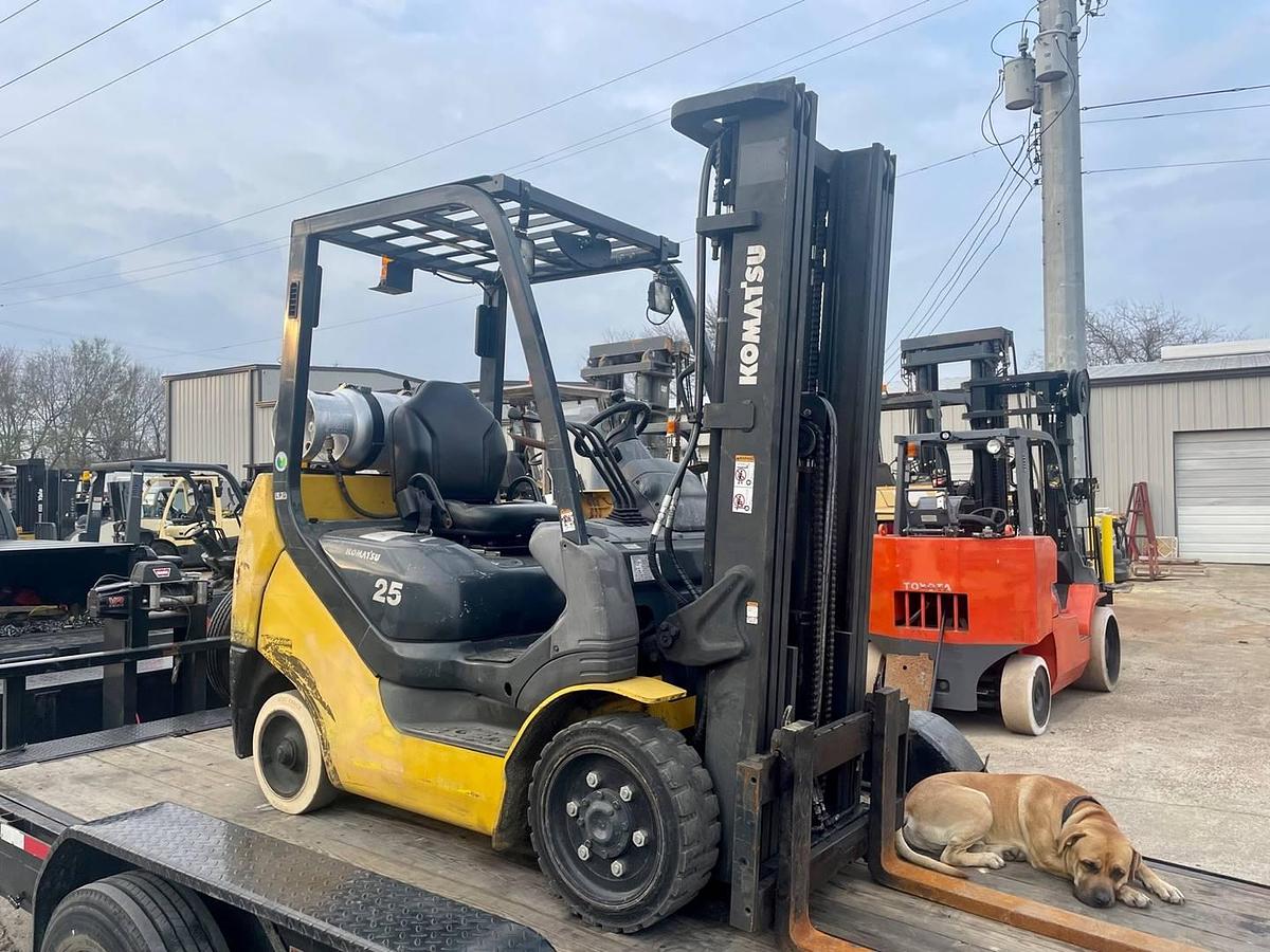 Used 2013 Komatsu FG25ST-16