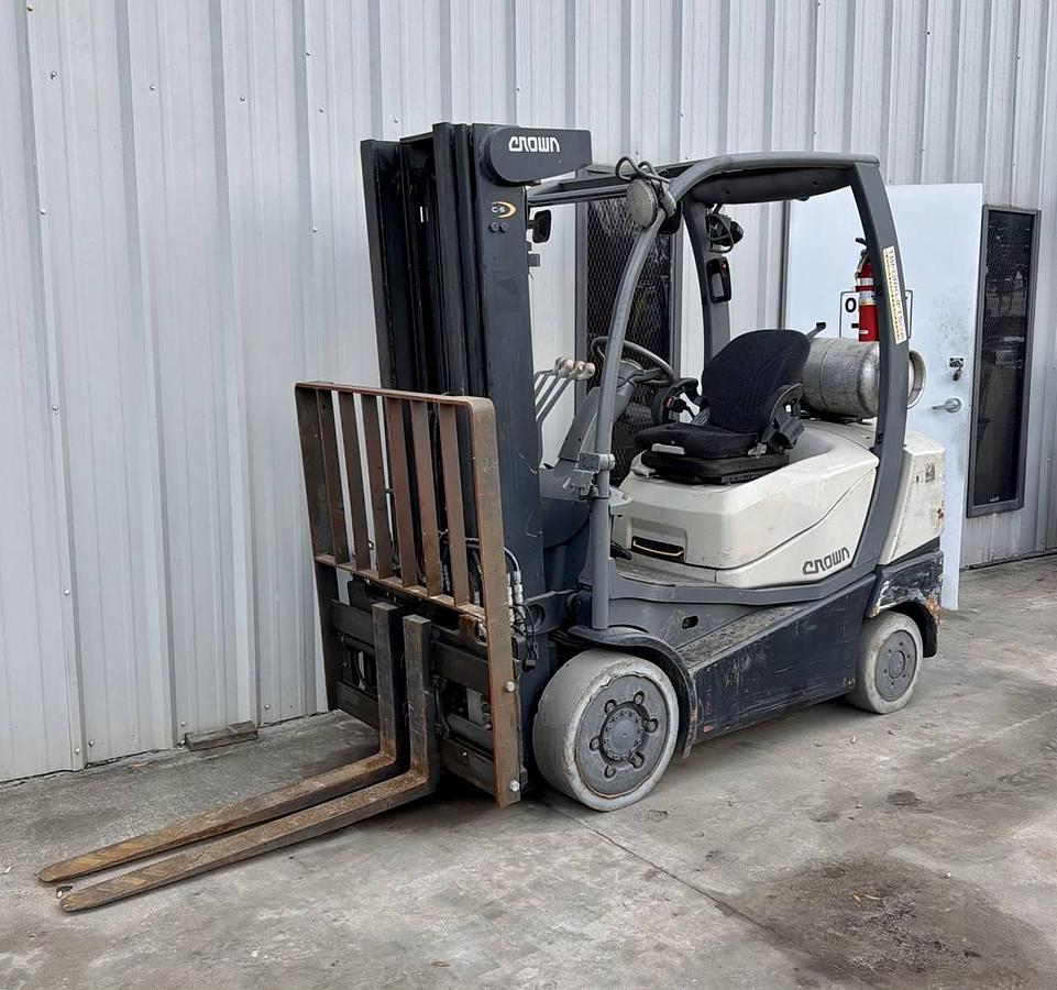 Used 2017 Crown C5100-50