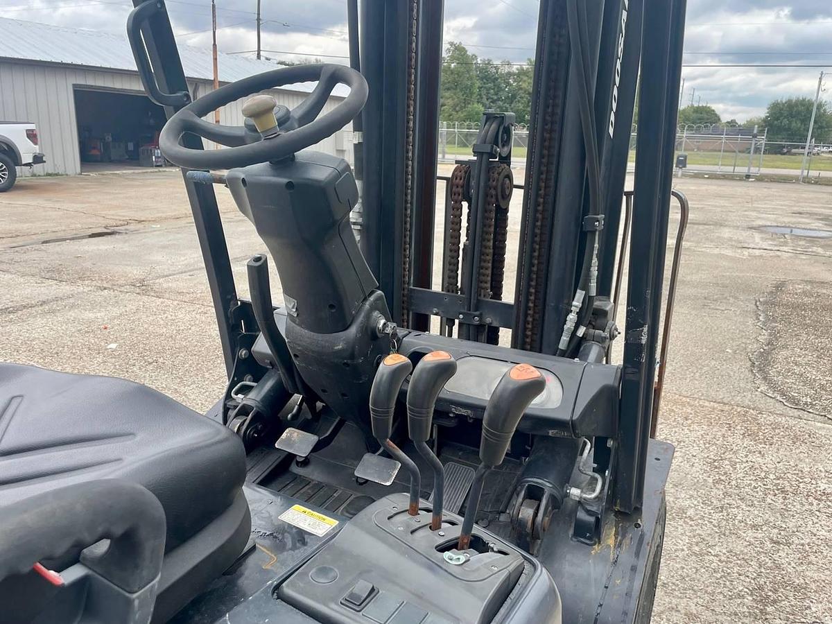 Used 2016 Doosan G25P-5