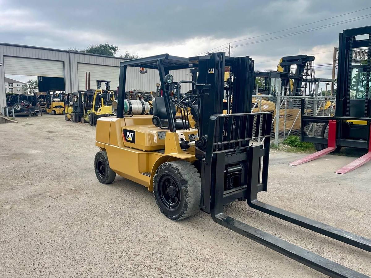 Used 2002 Cat GP50K
