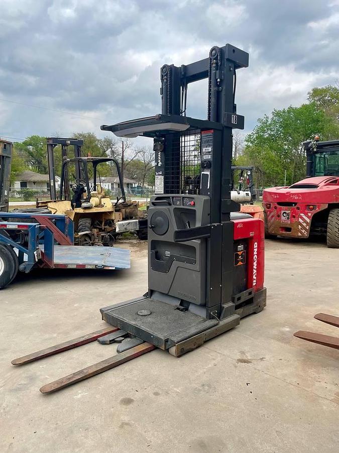 Used 2016 Raymond 550-OPC30TT