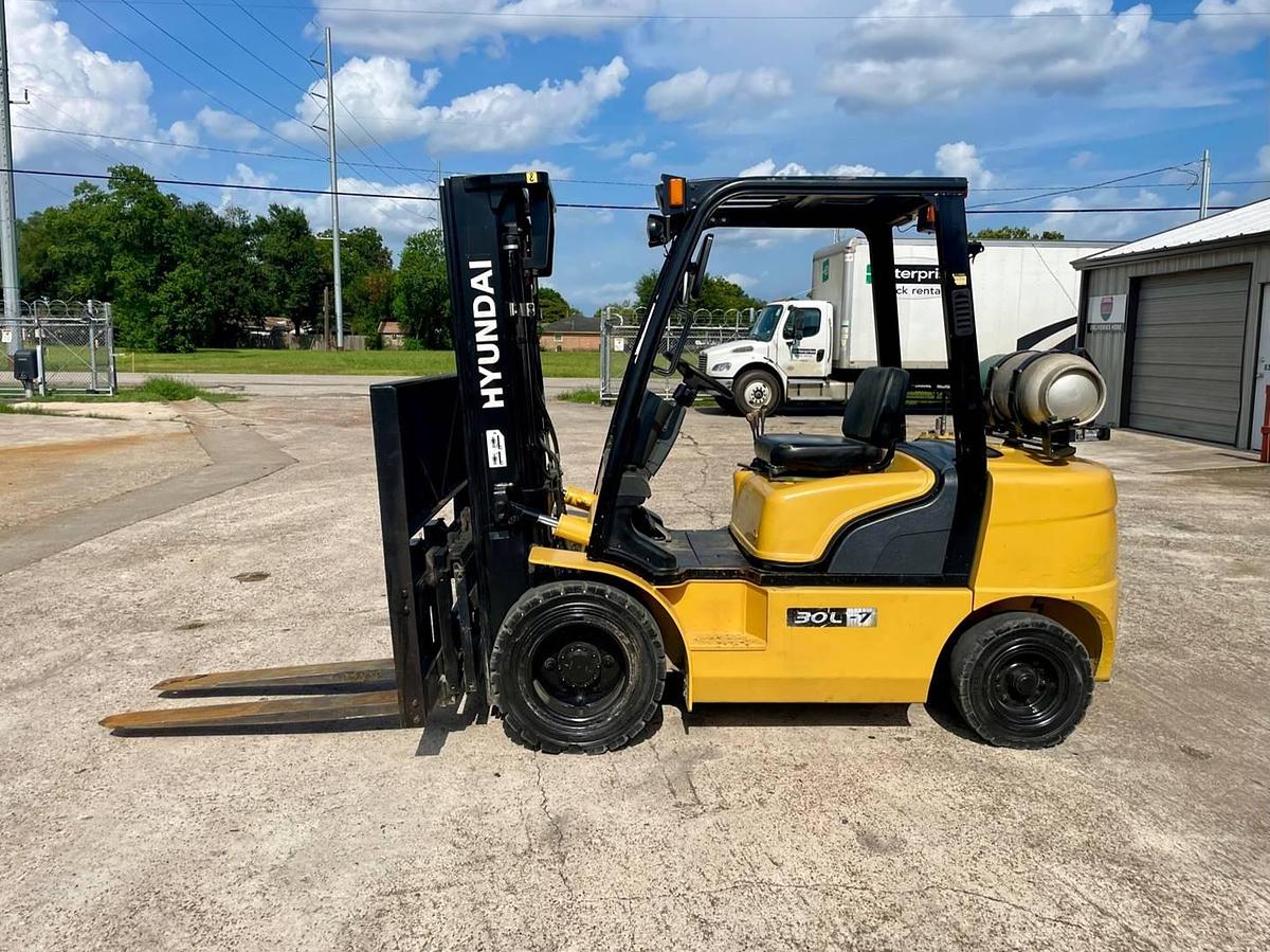 Used 2008 Hyundai 30L-7