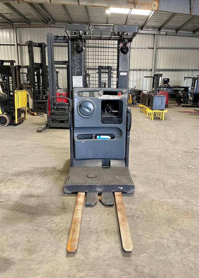 Used 2016 Toyota 7BPUE15
