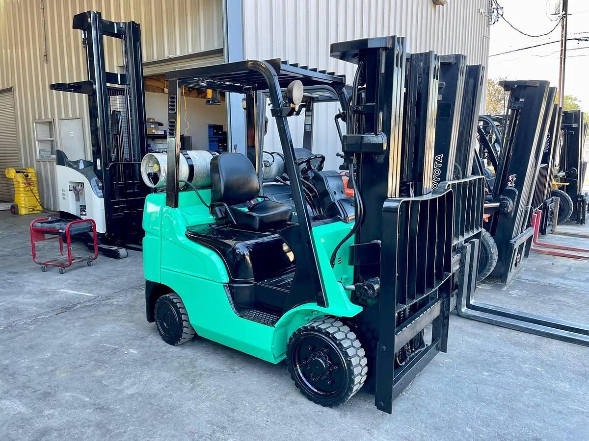 Used 2012 Mitsubishi FGC25N