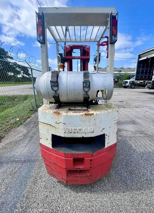 Used 1992 Nissan CPH01A15V