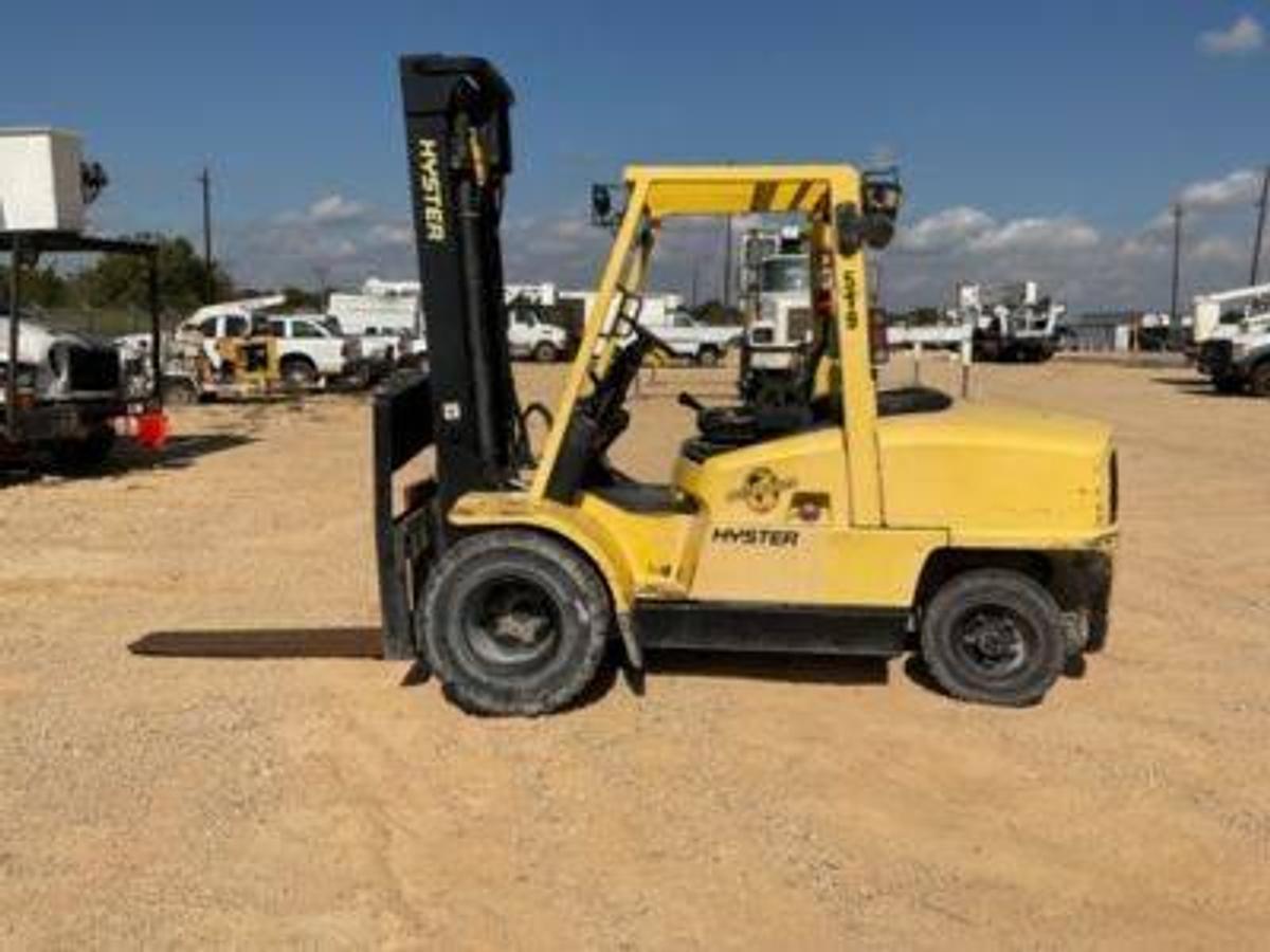 Used 2001 Hyster H120XM