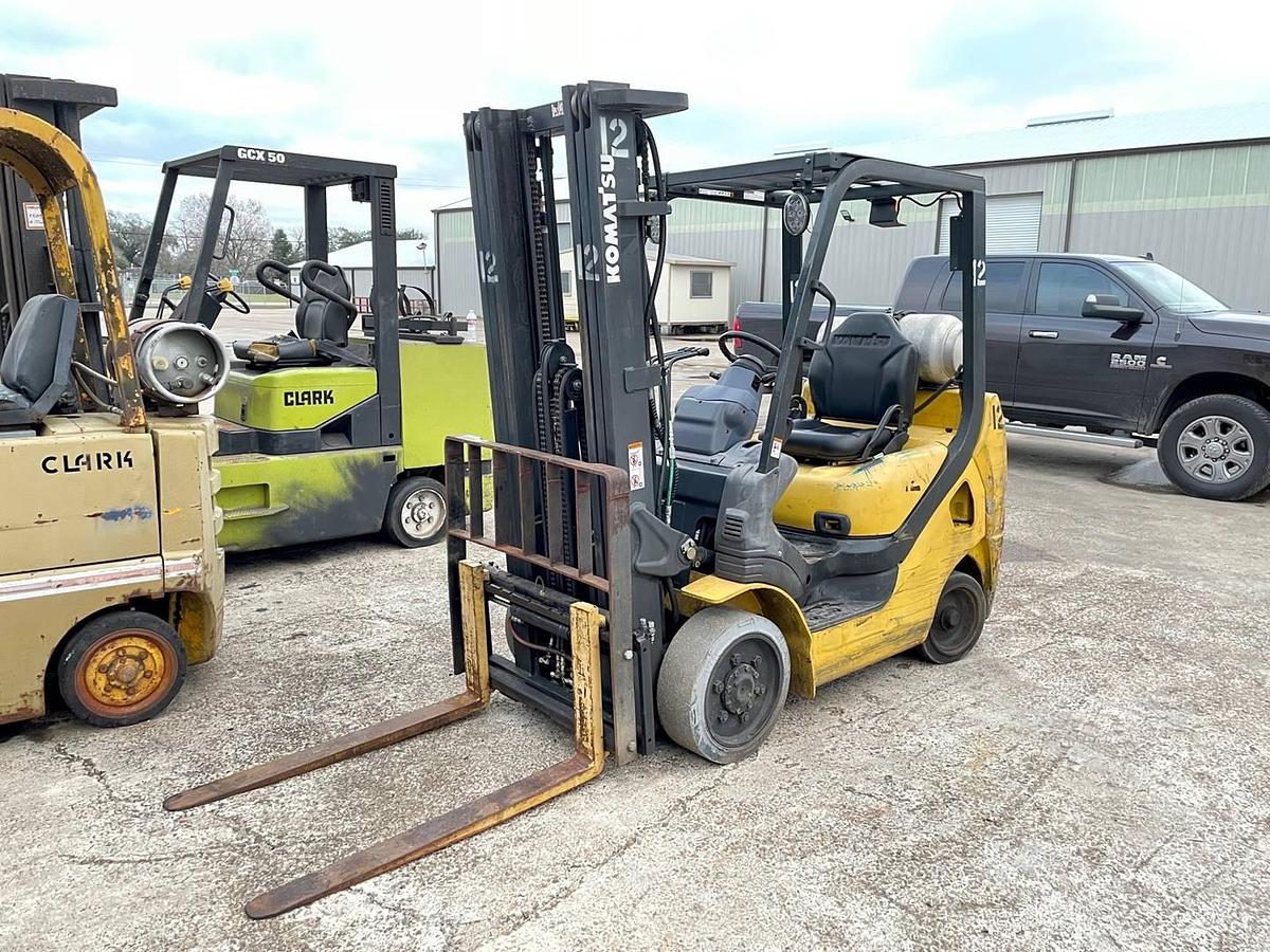 Used 2006 Komatsu FG25STLP-16