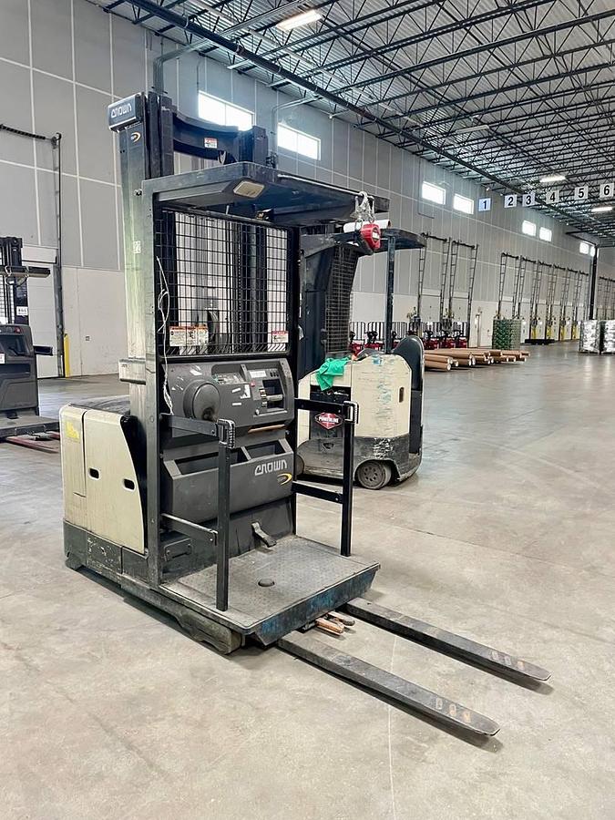 Used 2012 Crown SP3520-30
