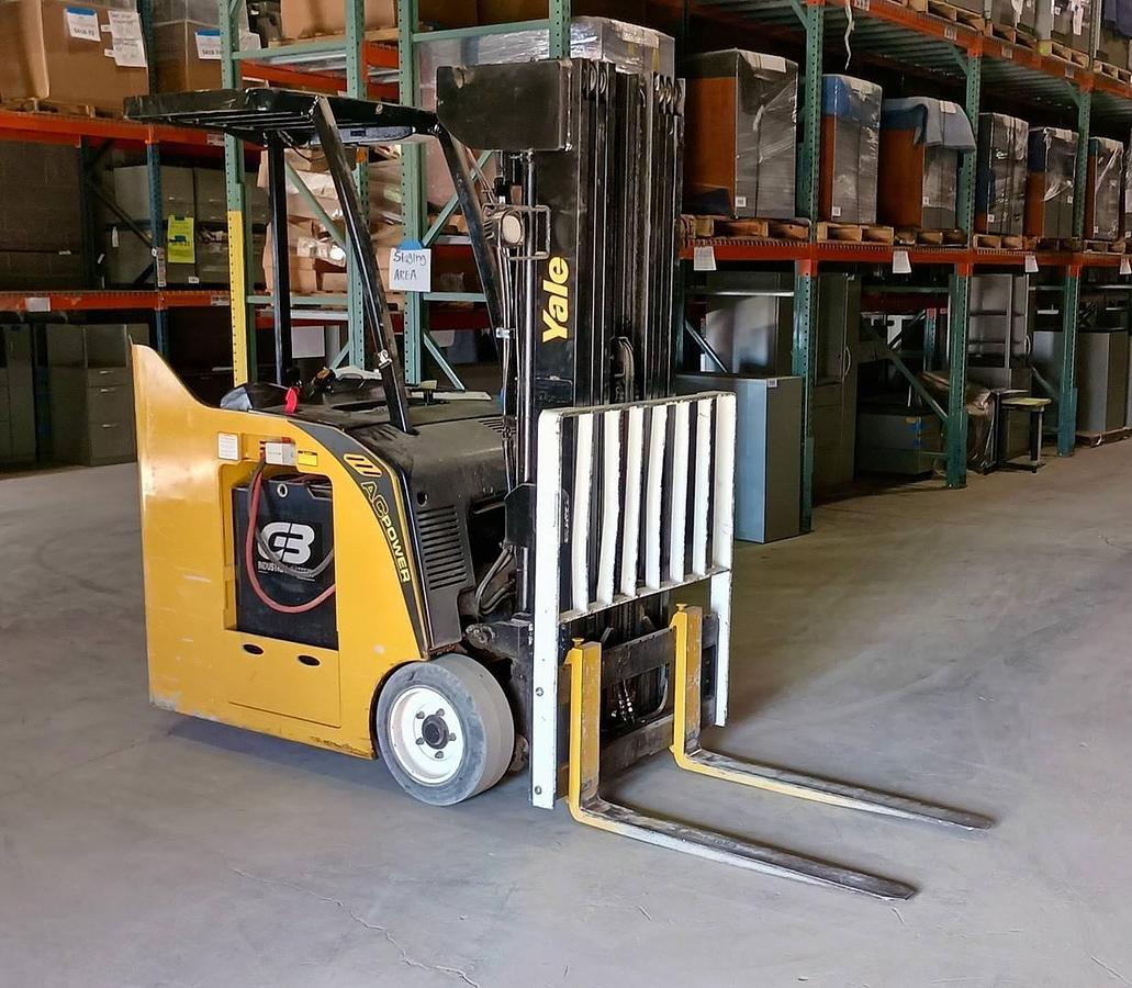 Used 2013 Yale ESC040