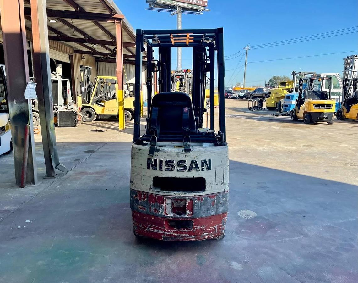 Used 2000 Nissan JC30