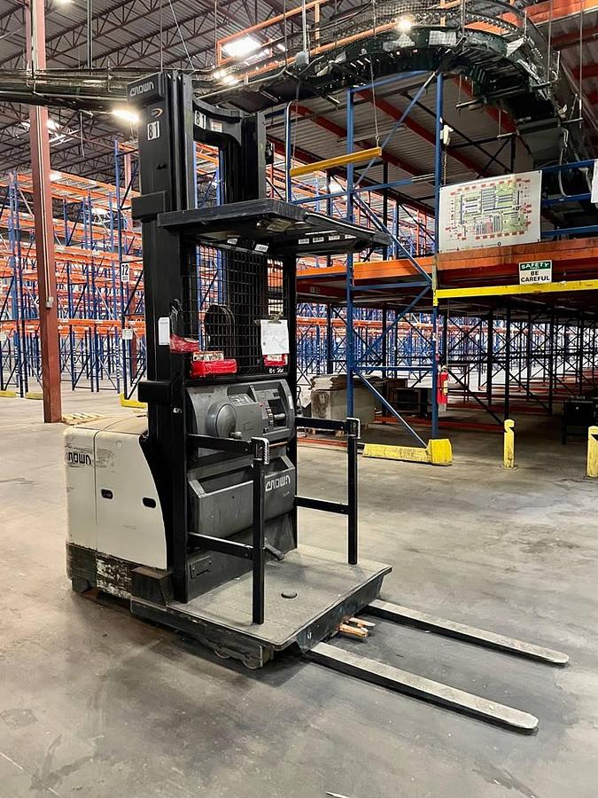 Used 2012 Crown SP3520-30