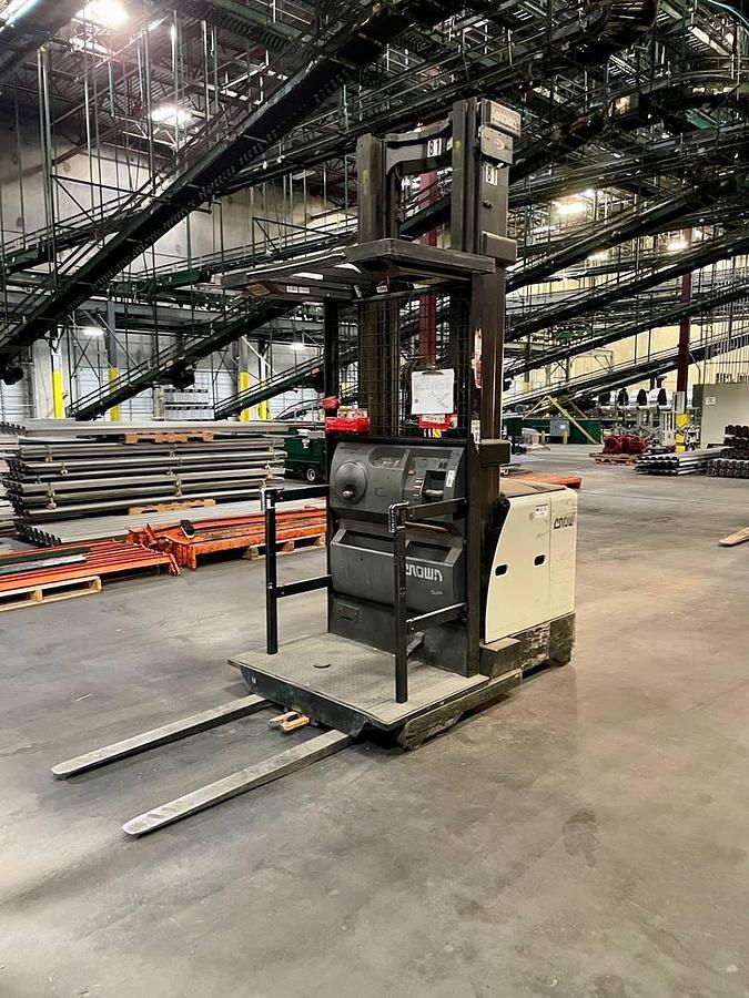 Used 2012 Crown SP3520-30