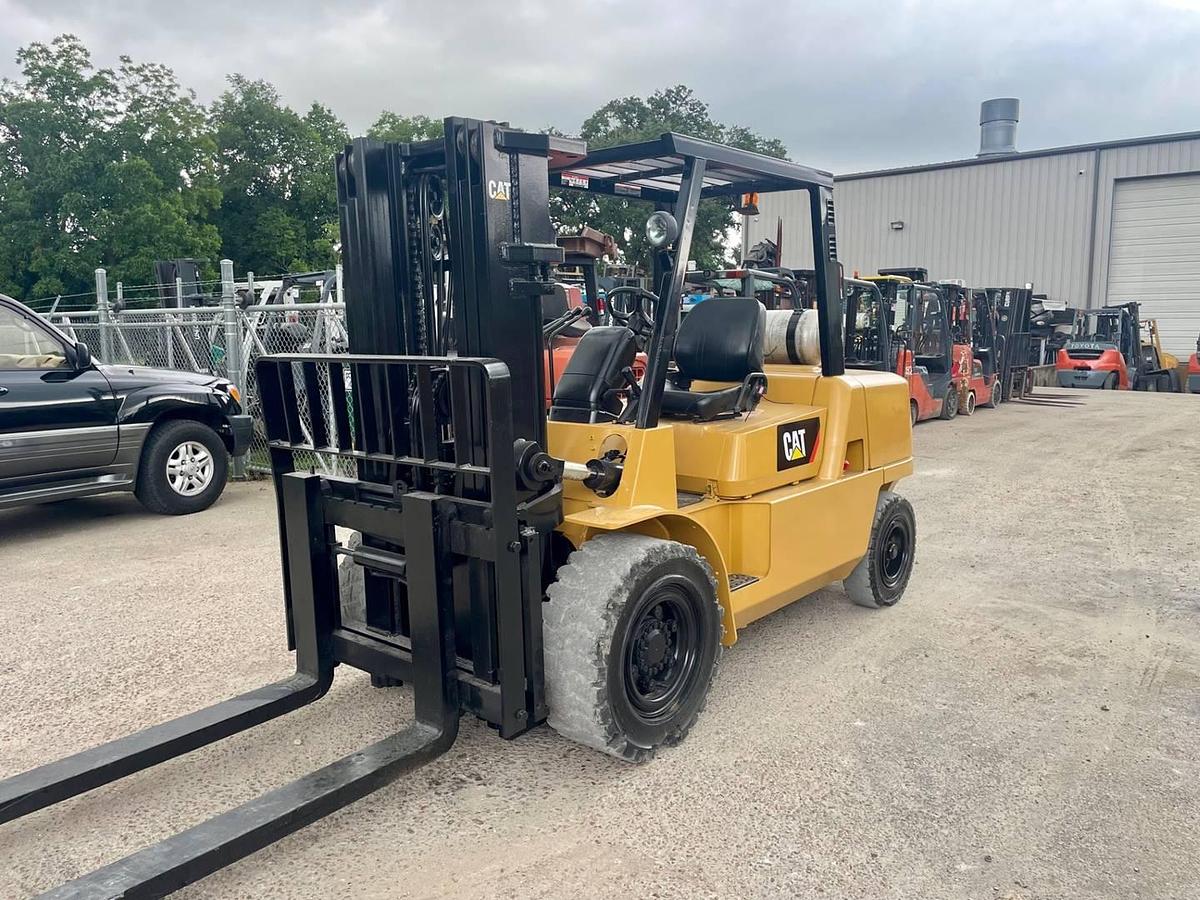 Used 2002 Cat GP50K