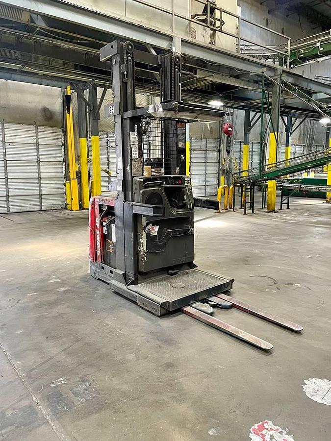 Used 2016 Raymond 550-OPC30TT