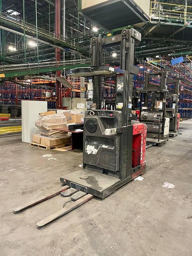 Used 2006 Raymond 550-OPC30TT