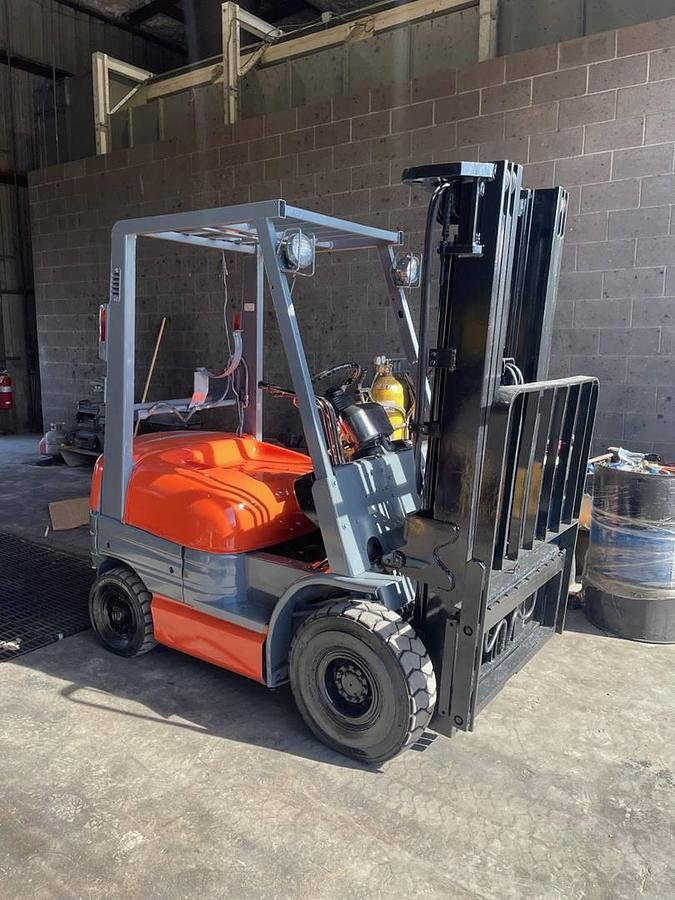 Used 1996 Toyota 42-6FGU15