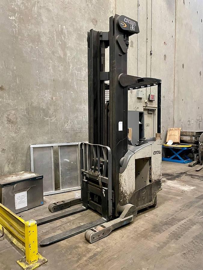 Used 2012 Crown RR5725-45