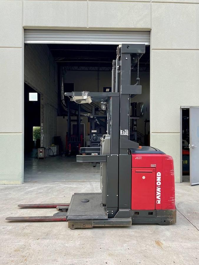 Used 2016 Raymond 550-OPC30TT