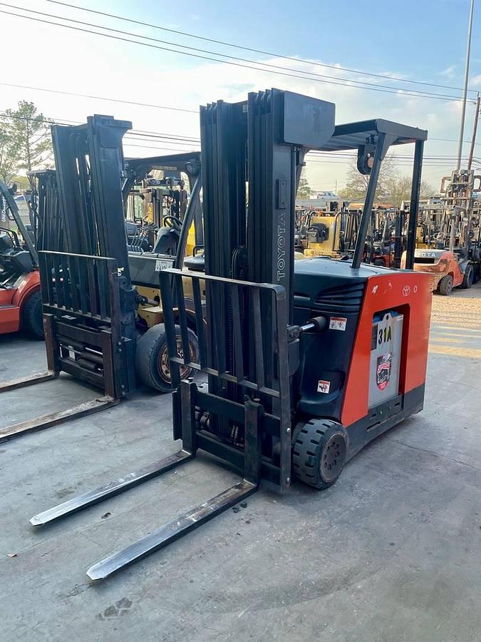 Used 2013 Toyota 7BNCU20