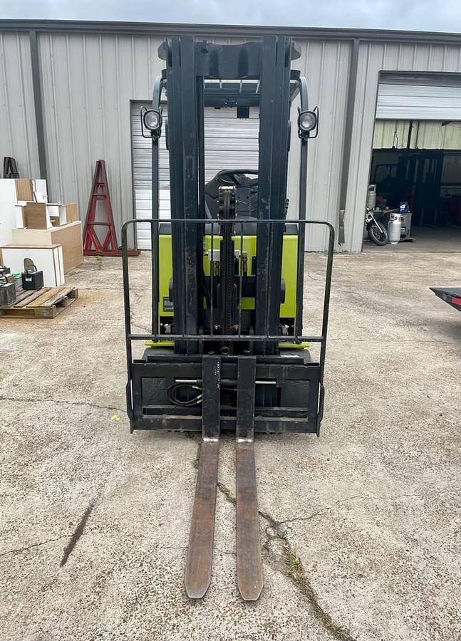 Used 2006 Clark TMX25