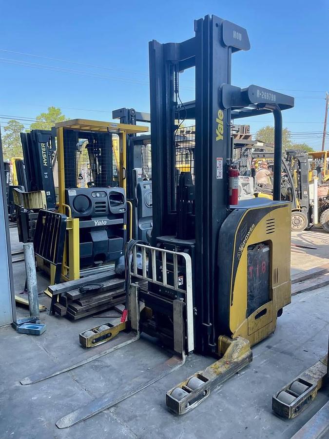 Used 2012 Yale NR045EA