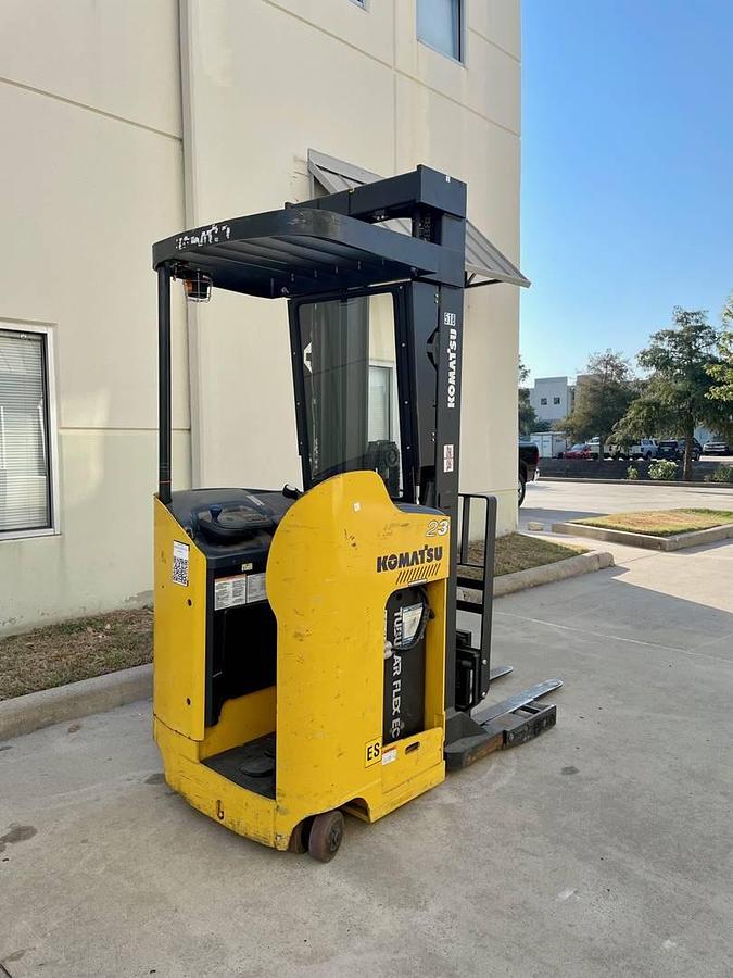Used 2019 Komatsu FR23K-3
