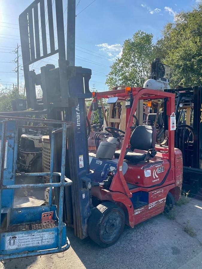 Used 2001 Komatsu FG25ST-12
