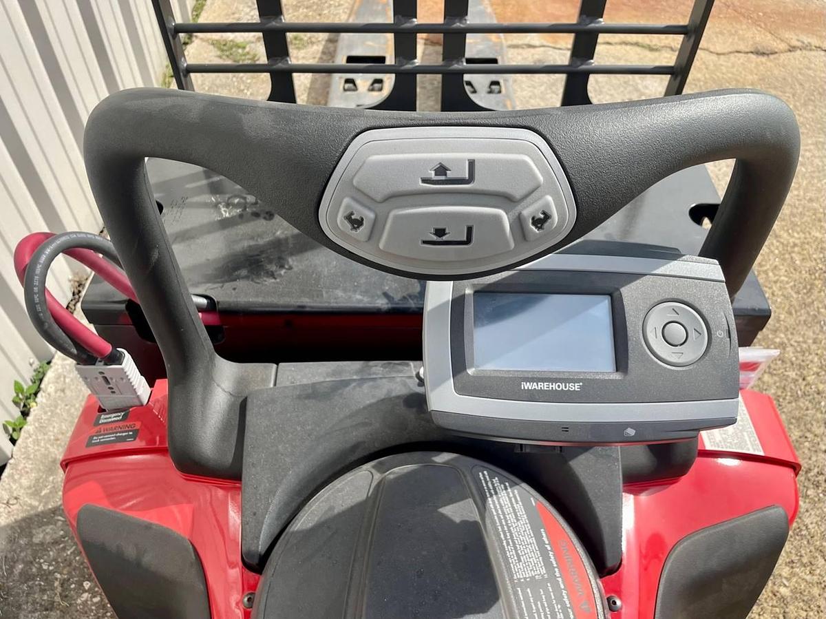 Used 2020 Raymond 8410