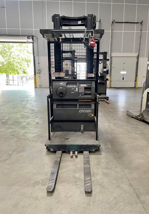 Used 2012 Crown SP3520-30