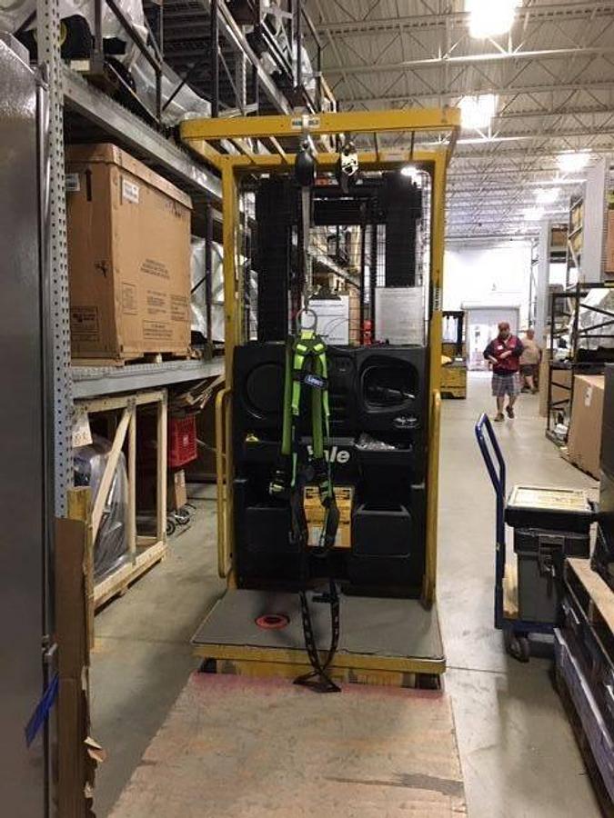 Used 2008 Yale OSO30EC
