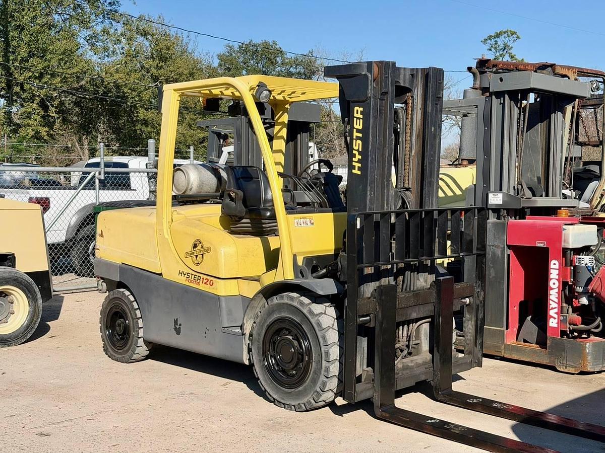 Used 2010 Hyster H120FT