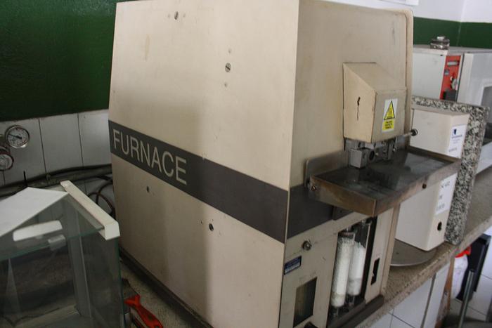 Usado Analisador de forno Leco SC 432