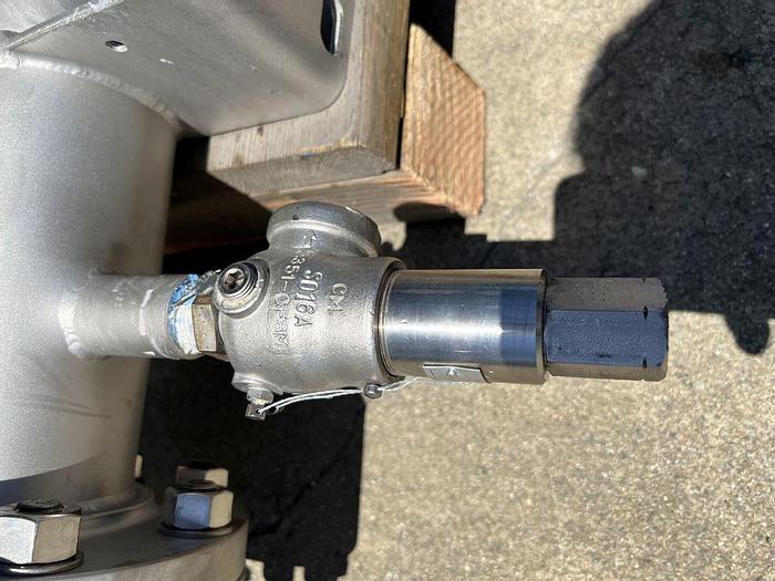 Used Heat Exchanger, Shell & Tube, 16 SF, S/st, 150 PSI, Allegheny Bradford #S744643