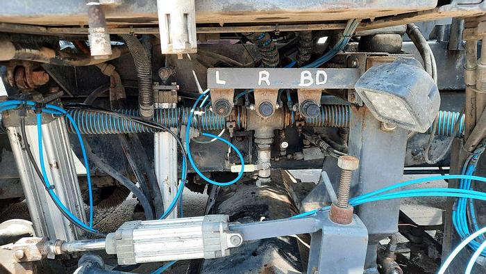 Gebruikt 2007 Scania P270 + Beam S8000