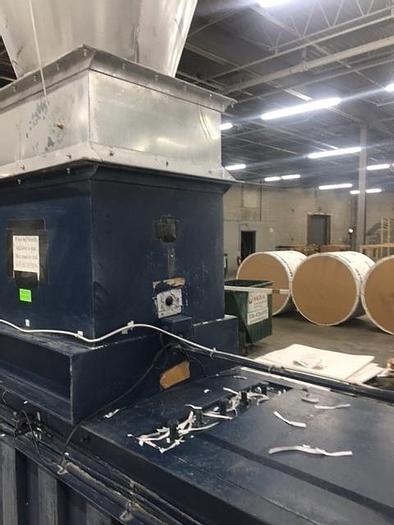 Used INTERNATIONAL LONG RAM HORIZONTAL BALER