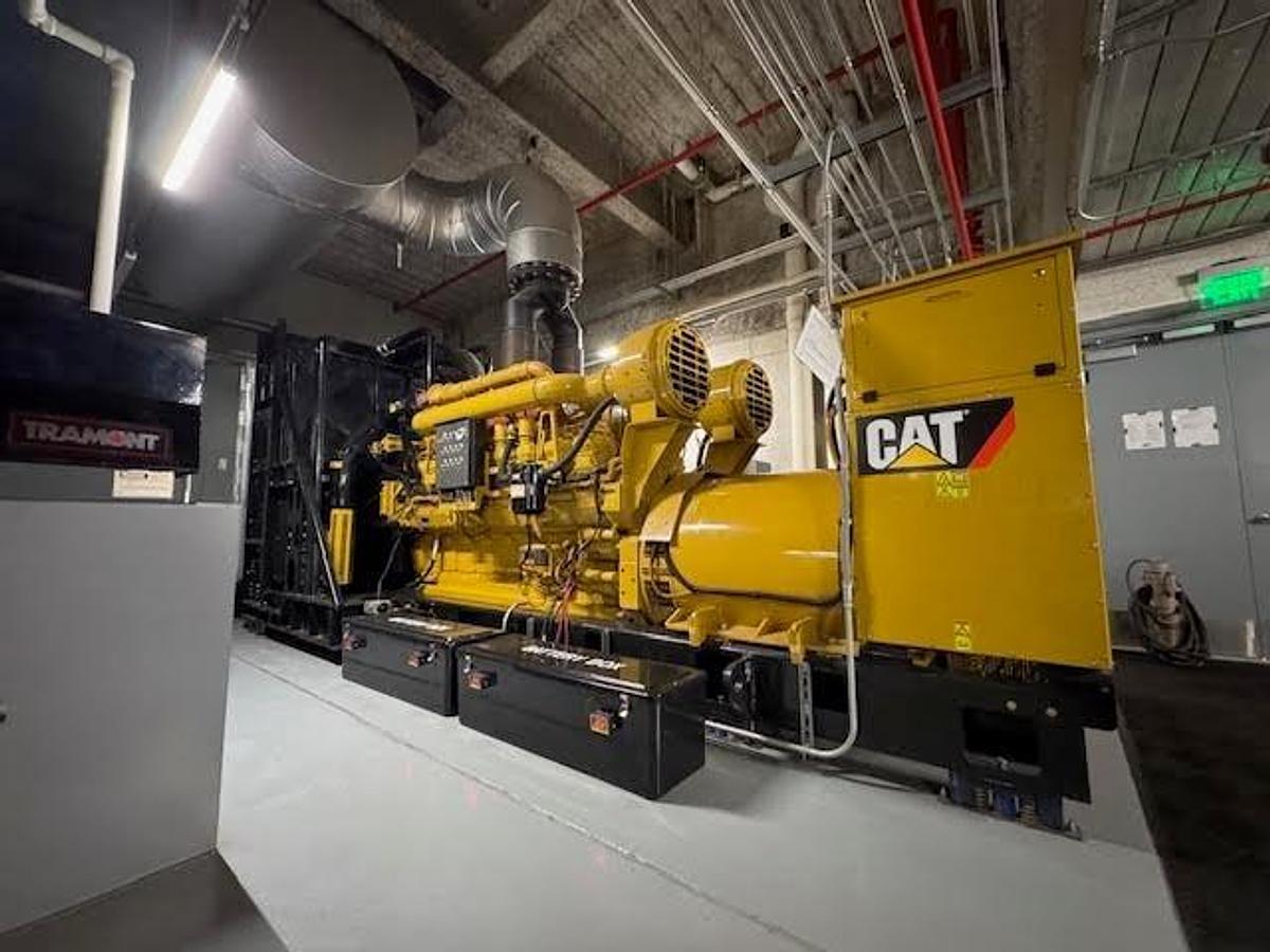 Used 2007 CATERPILLAR 3516C STATIONARY DIESEL GENERATOR
