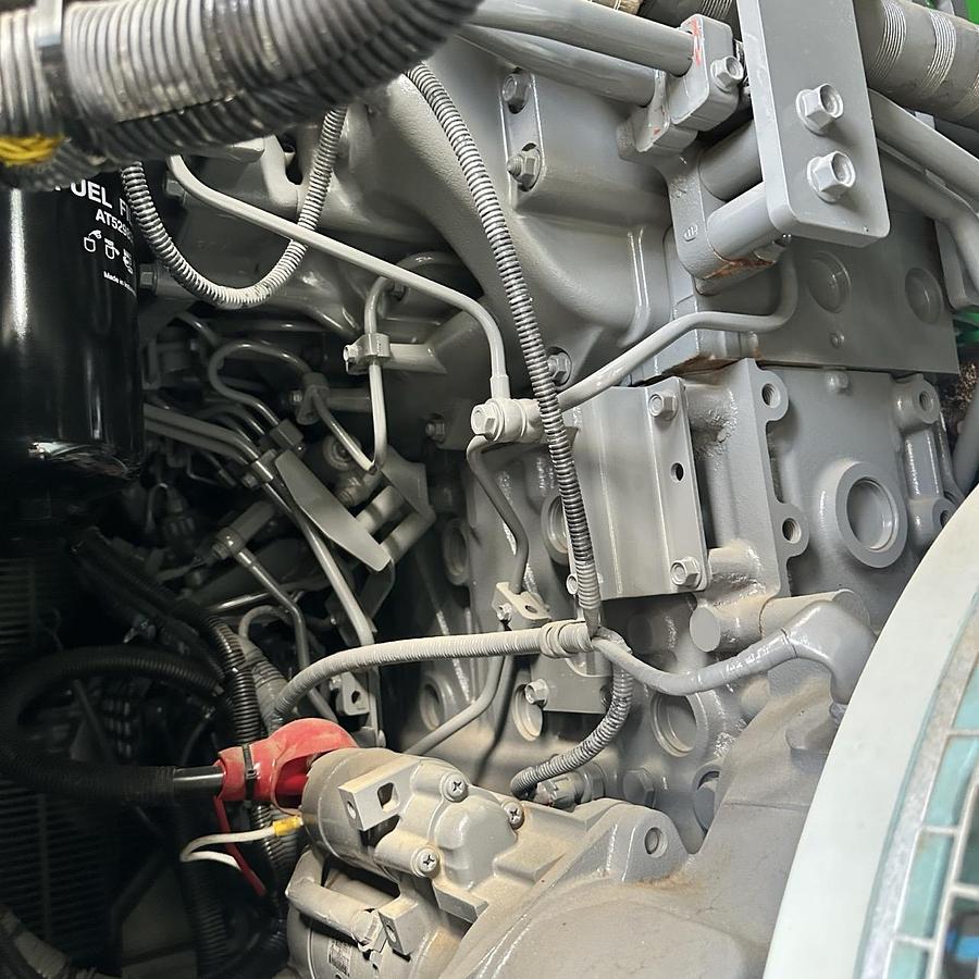 Used 320KW MULTIQUIP DCA400SSIU4F DIESEL GENERATOR