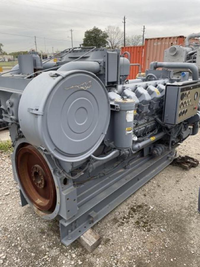Used REBUILT 1265HP CATERPILLAR G3516 NATURAL GAS ENGINE