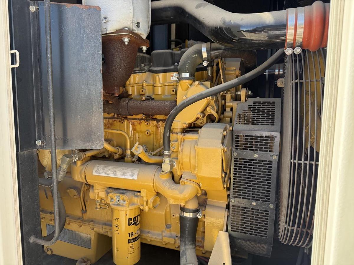 Used 2002 Caterpillar XQ300 Diesel Generator