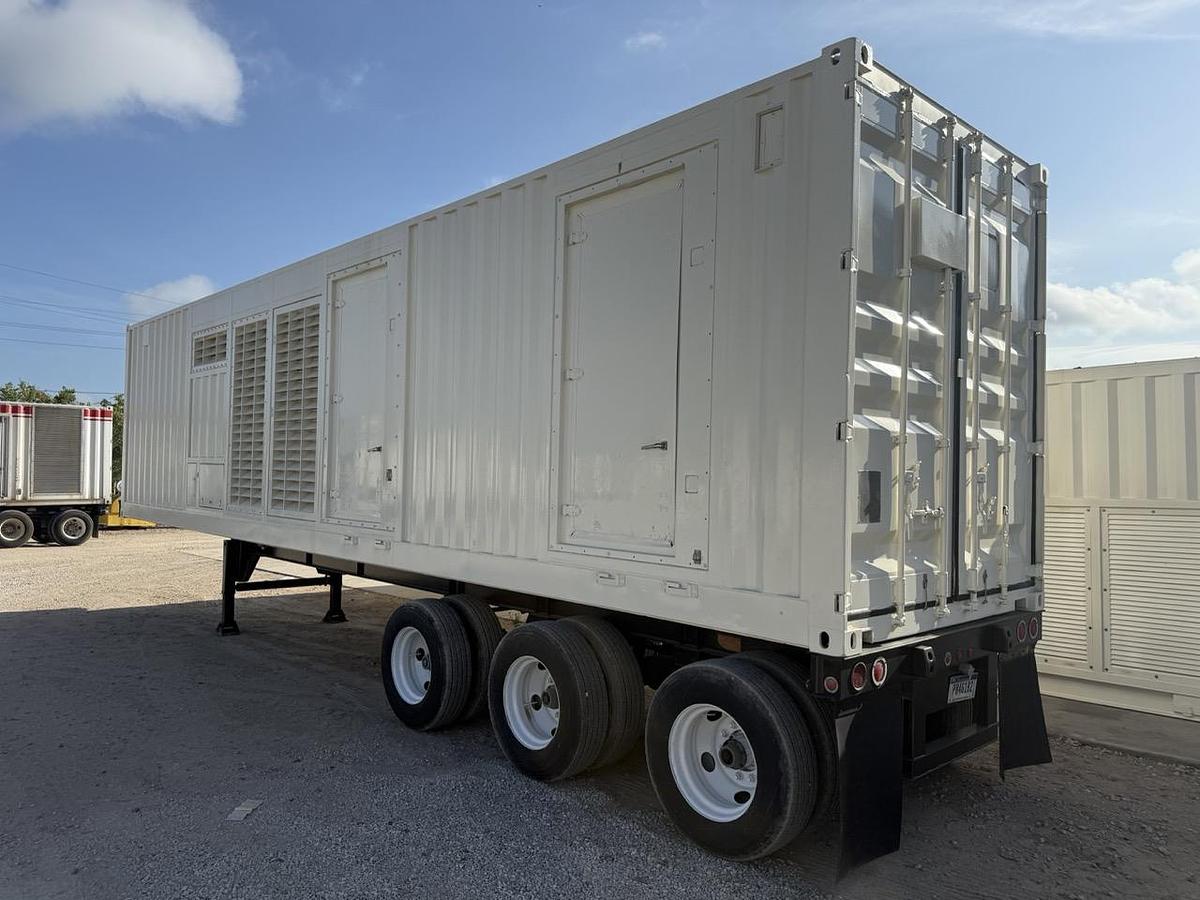 Used 2005 Caterpillar 3508B Diesel Generator