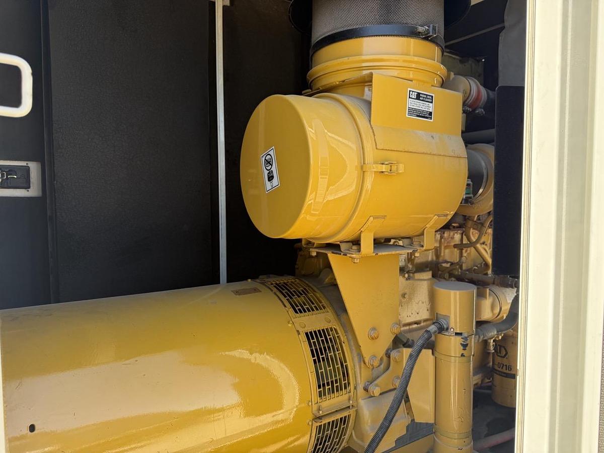 Used 2002 Caterpillar XQ300 Diesel Generator