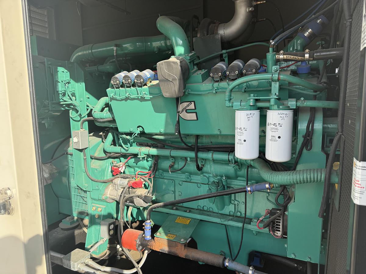 Used 2015 CUMMINS 500GFGB STATIONARY GENERATOR