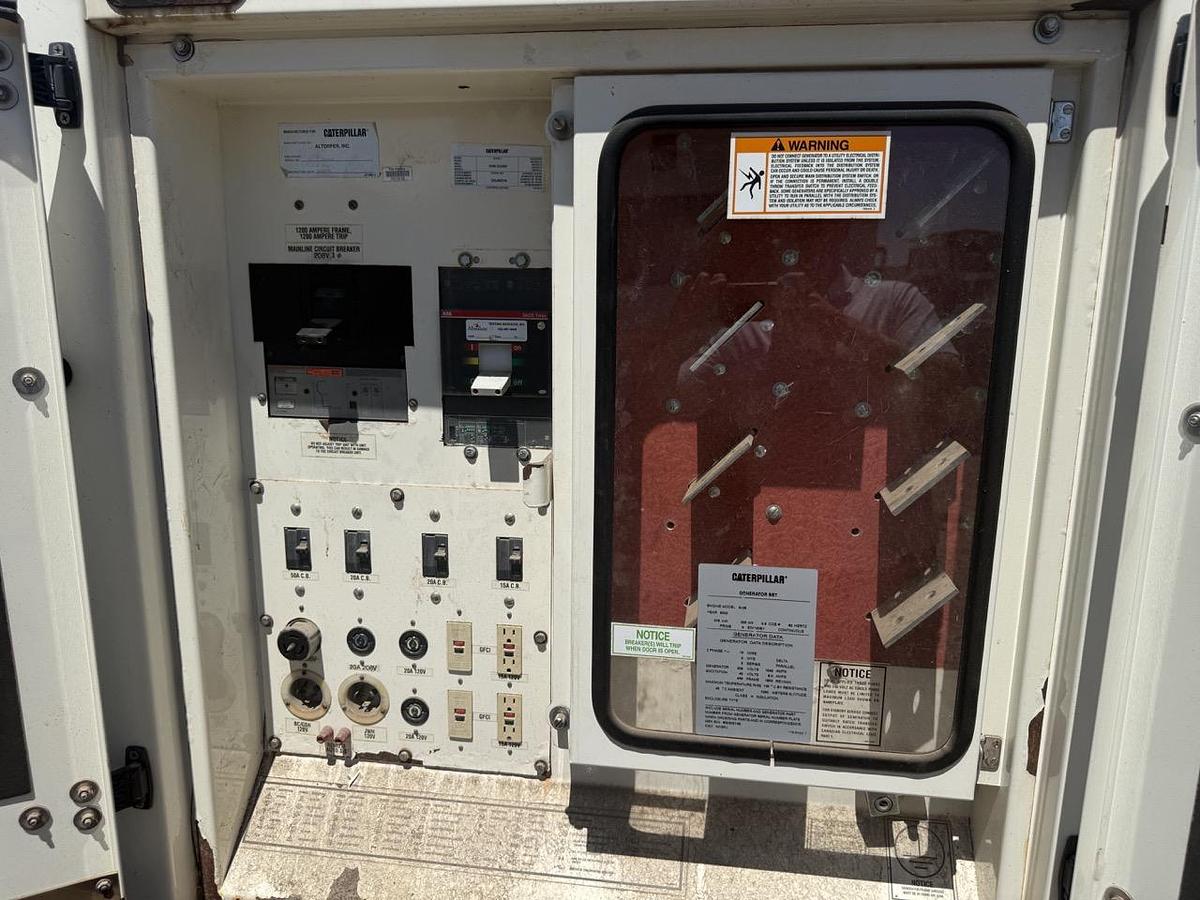 Used 2002 Caterpillar XQ300 Diesel Generator