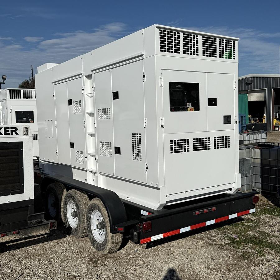 Used 320KW MULTIQUIP DCA400SSIU4F DIESEL GENERATOR