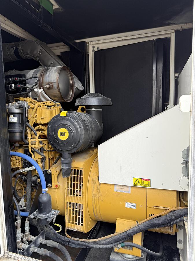 Used 2014 CATERPILLAR APS60 MOBILE DIESEL GENERATOR